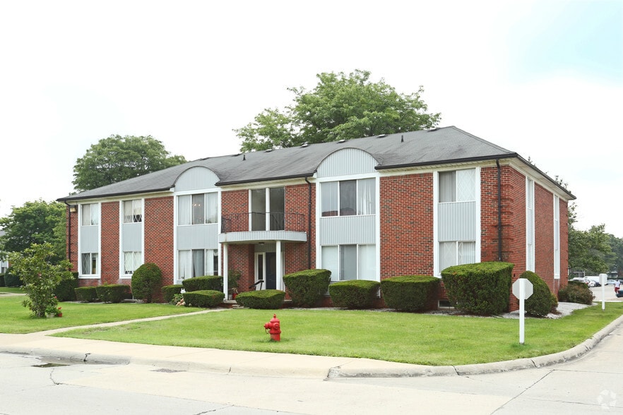 Carriage Park Rentals Dearborn Heights, MI