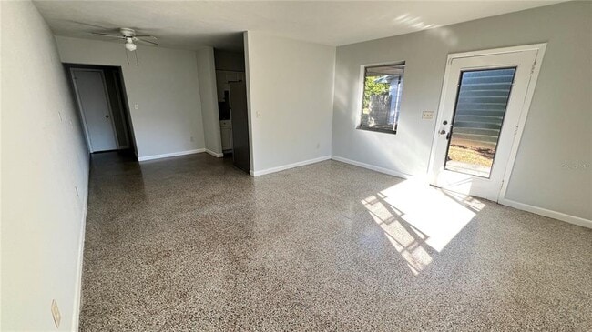 Building Photo - 2323 Belmar Dr