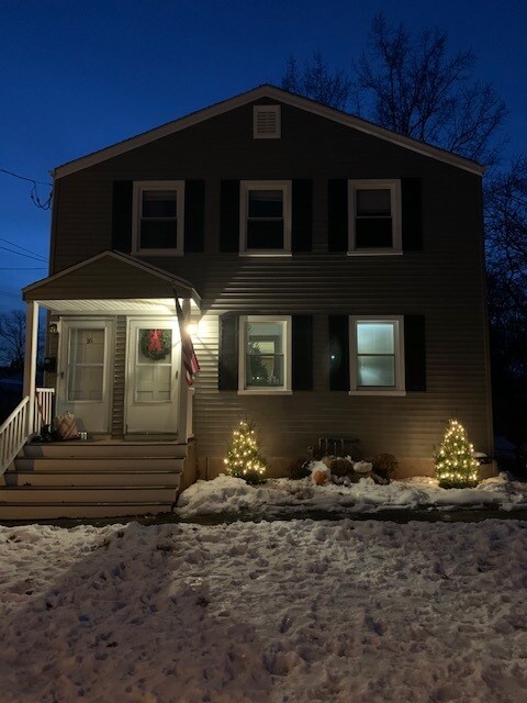 Primary Photo - 16 Westfield St