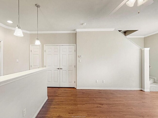 Building Photo - Lakeridge Townhomes #2607