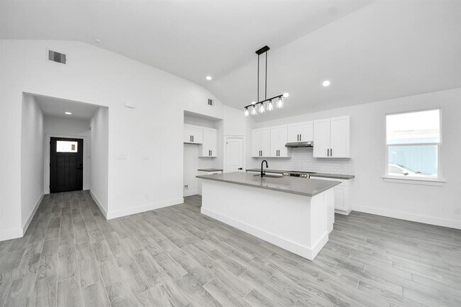 Foto del edificio - 673 Rd 5822