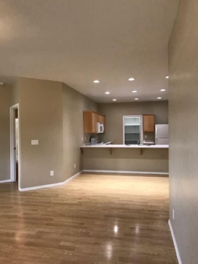 Building Photo - 321 Aspenwood Dr