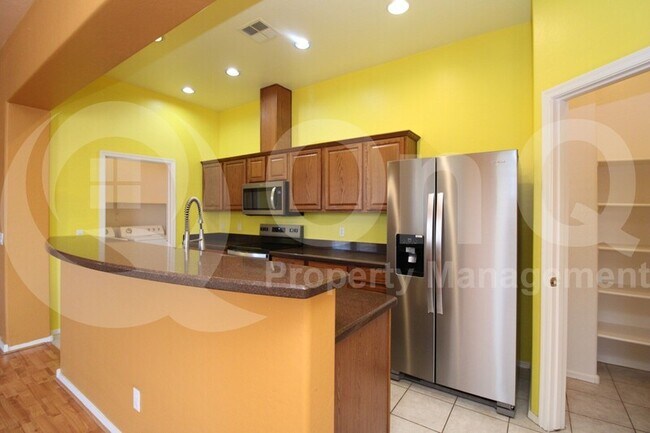 Foto del edificio - 1225 N 36th St