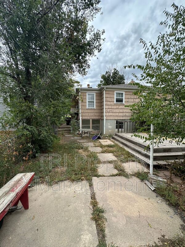 Building Photo - 1532 14th Ave