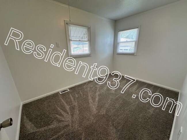 Foto del edificio - 2 Bed 1 Bath