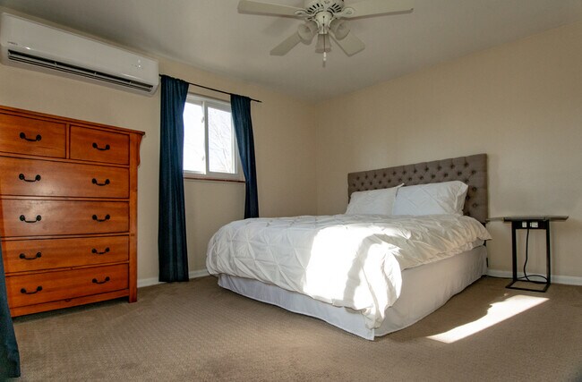 Foto del edificio - 4051 S Pearl St