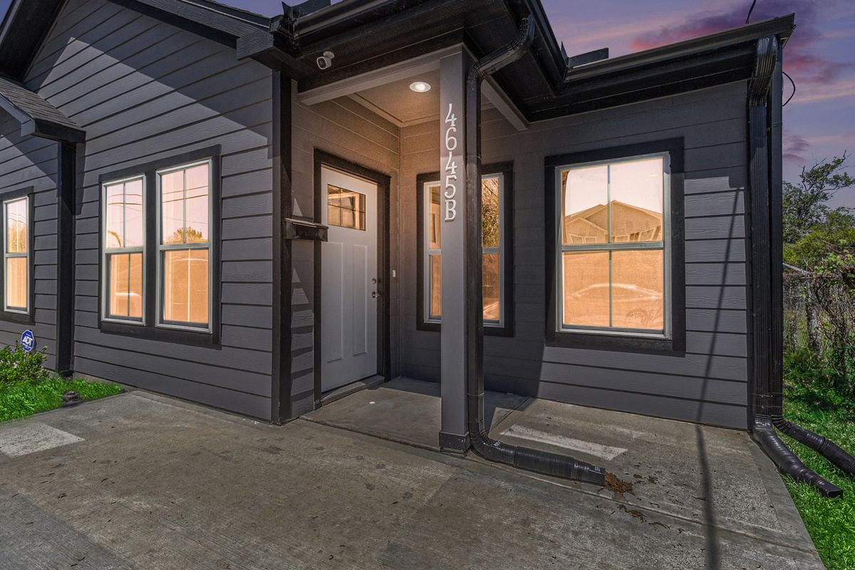 Foto principal - 4645 Larkspur St