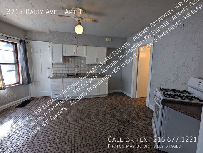 Foto del edificio - 3713 Daisy Ave