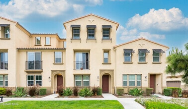 Building Photo - 5057 Robles St