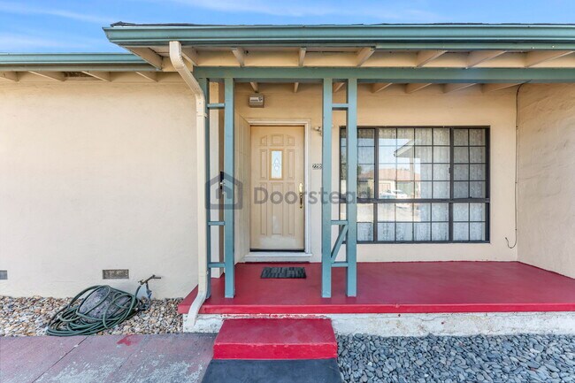 Building Photo - 22895 Teakwood St