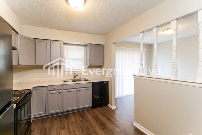 Foto del edificio - 1109 NE 9th St