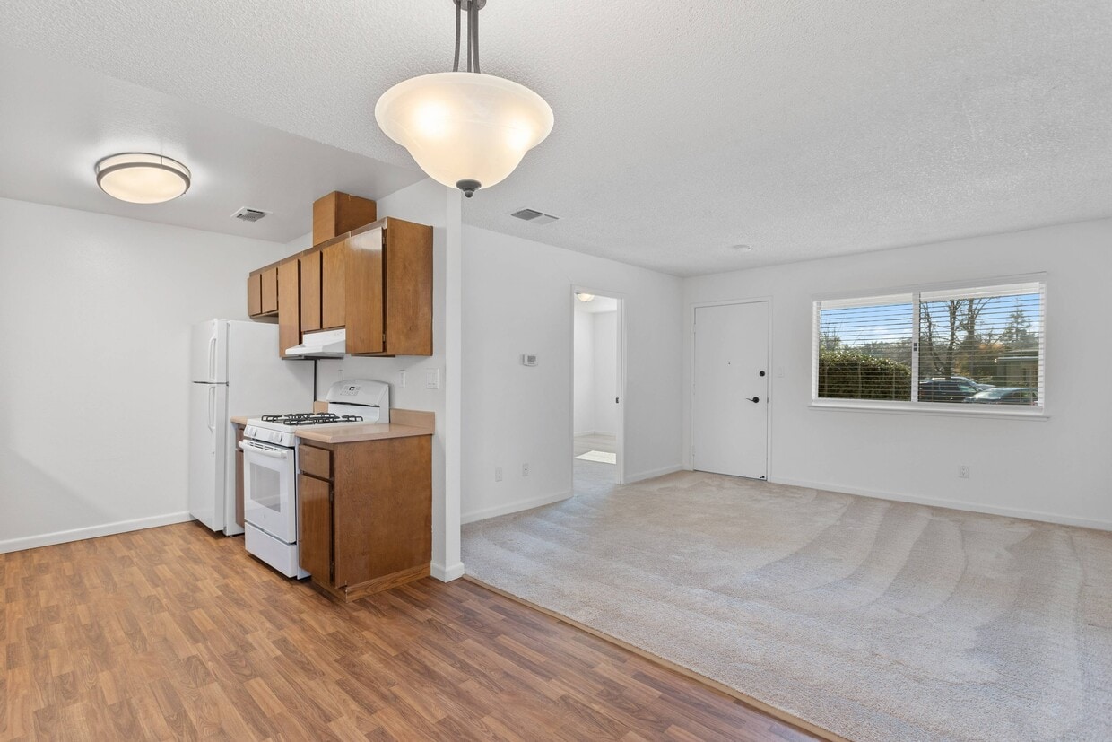 Rindle Ranch 6546 Auburn Blvd Citrus Heights, CA Apartments for