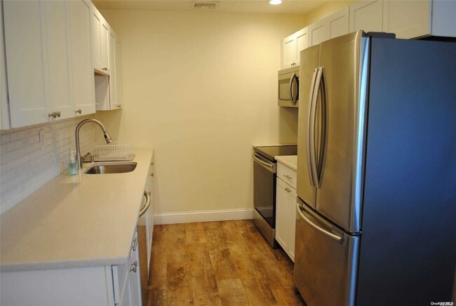 Building Photo - 266 Berwick Ct