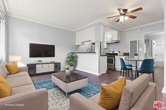 Building Photo - 5555 Carlton Way