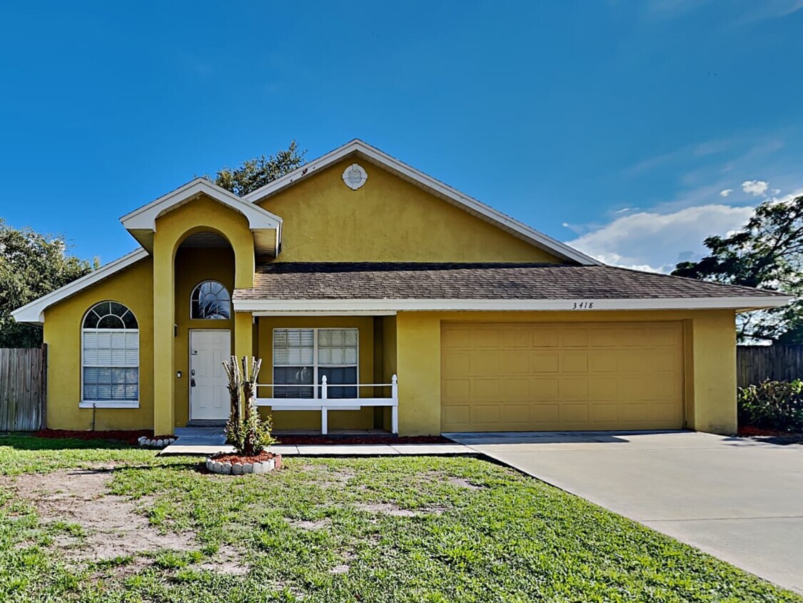 3418 Queens Cove Ct House Rental in Winter Haven, FL