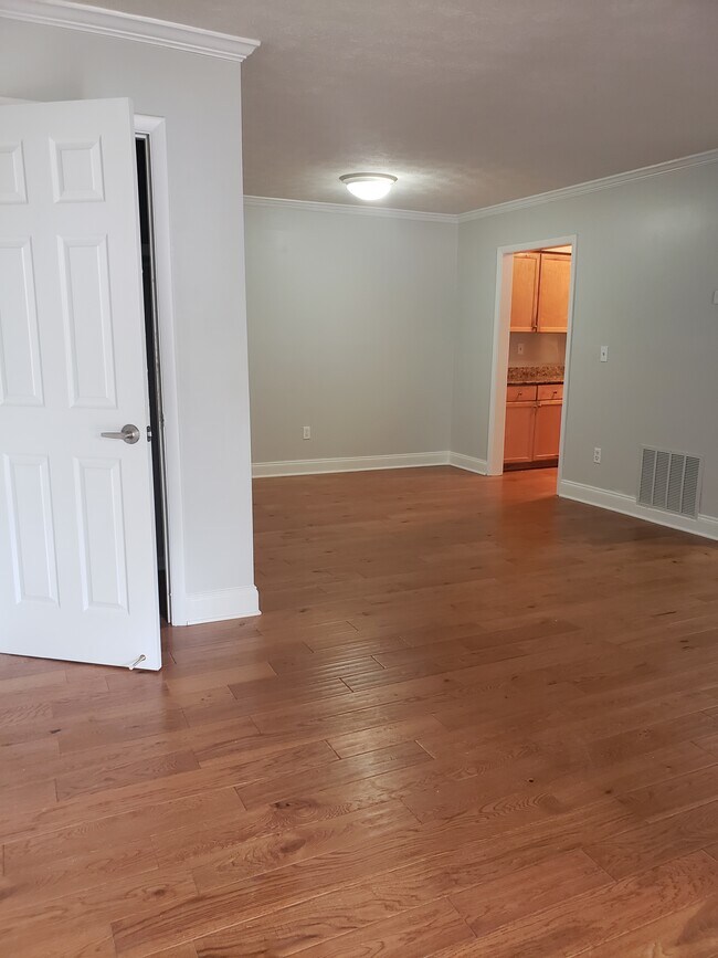 Foto del edificio - 1150 Collier Rd NW
