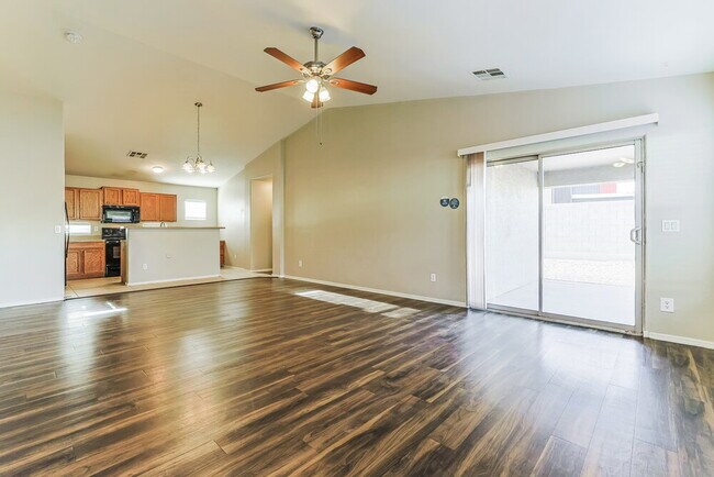Foto del edificio - 11457 W Rio Vista Ln