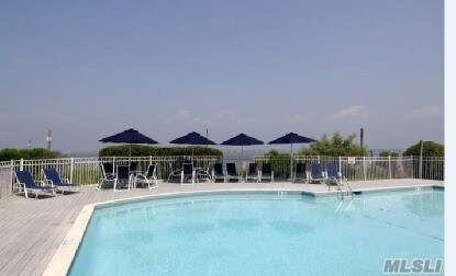 Foto del edificio - 580 Dune Rd