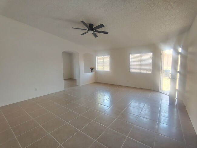 Foto del edificio - 3530 W Ethan Crossing Ln