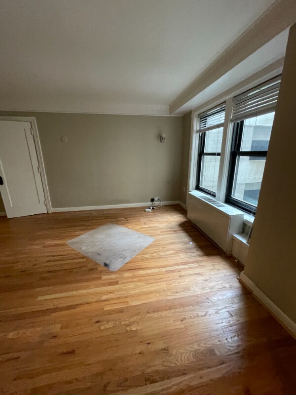 Building Photo - 15 E Kirby St