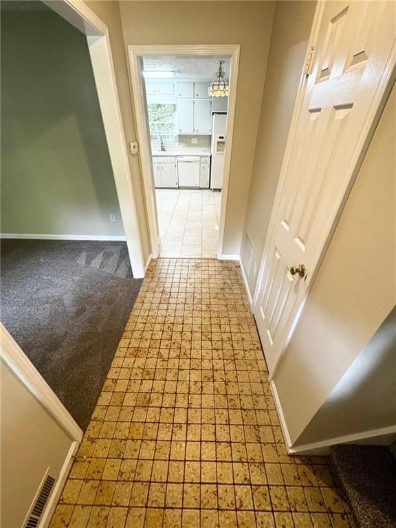 Foto del edificio - 3380 Creek Hollow Dr