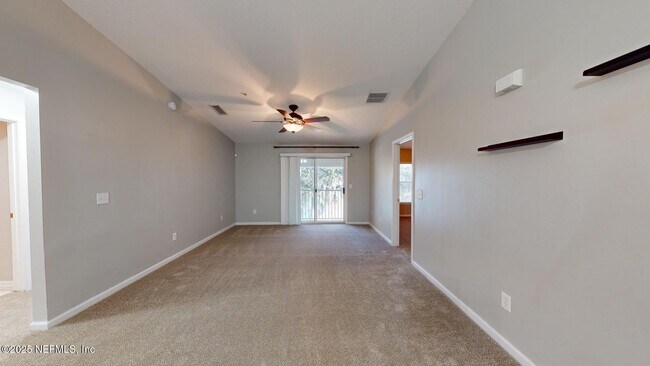 Building Photo - 7063 Deer Lodge Cir