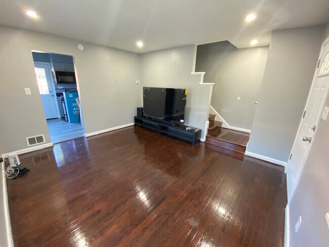 Building Photo - 4515 34th St