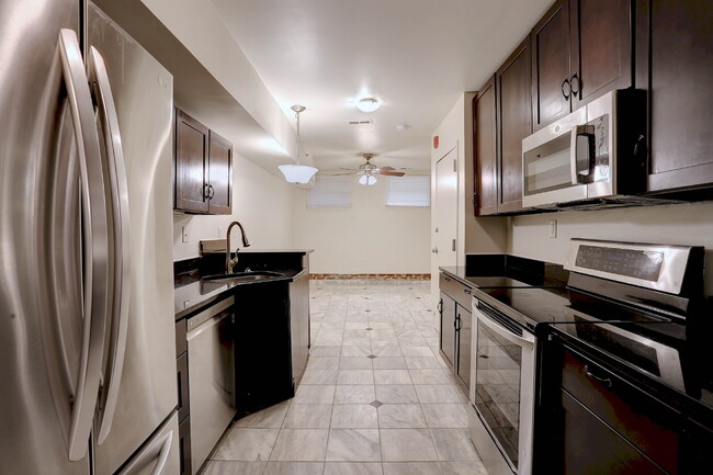 Building Photo - 2020 N Calvert St