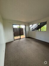 Building Photo - 2069 California Ave