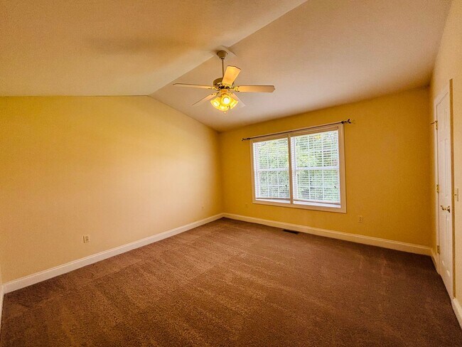 Foto del edificio - 230 Willow Oak Dr NW
