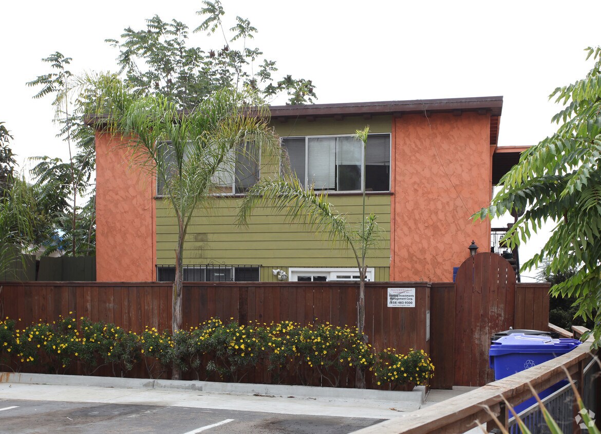 Primary Photo - 2717 G St
