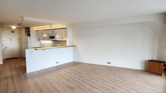 Foto del edificio - 300 N State St