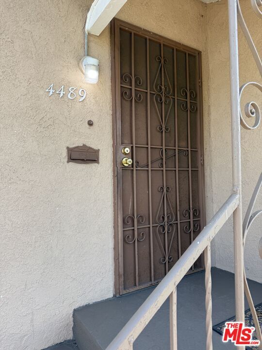 Foto del edificio - 4479 W 61st St