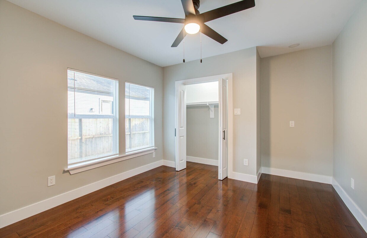 Foto del edificio - 3222 Berry St