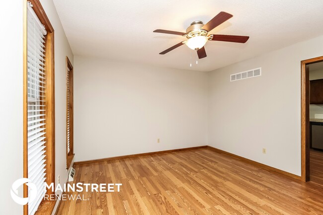 Foto del edificio - 201 S Ellison Way