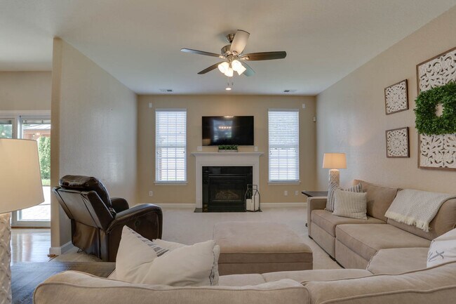 Foto del edificio - 1945 Breck Ave