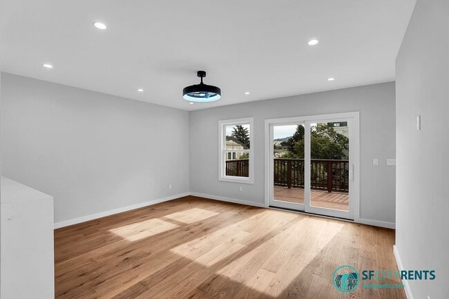 Foto del edificio - Sunnyside: Newly Renovated Single Family H...