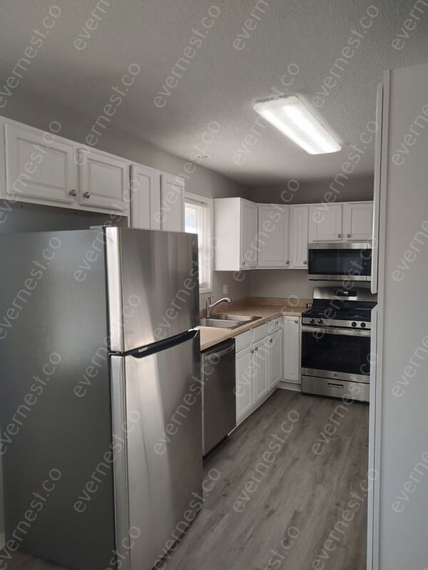 6405 E 140th Terrace, Grandview, MO 64030 House Rental in Grandview