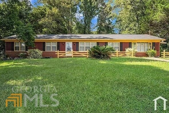 Primary Photo - 1078 N Pine Knoll Dr