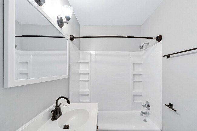 Foto del edificio - 325 Arbor Ave