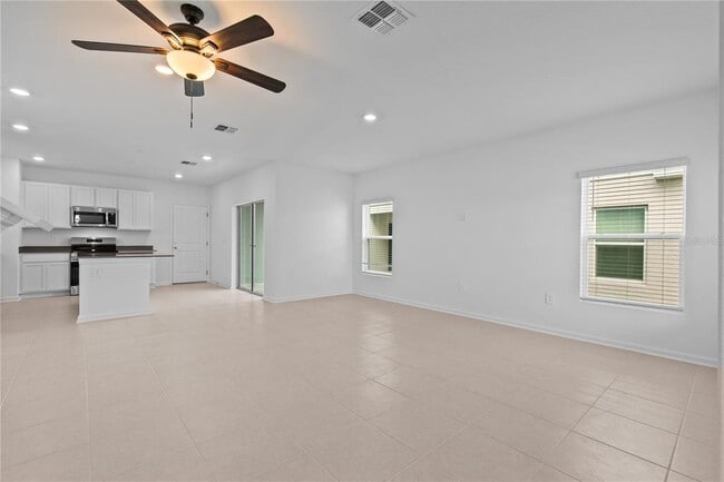 Building Photo - 7452 Ivy Tendril Ave