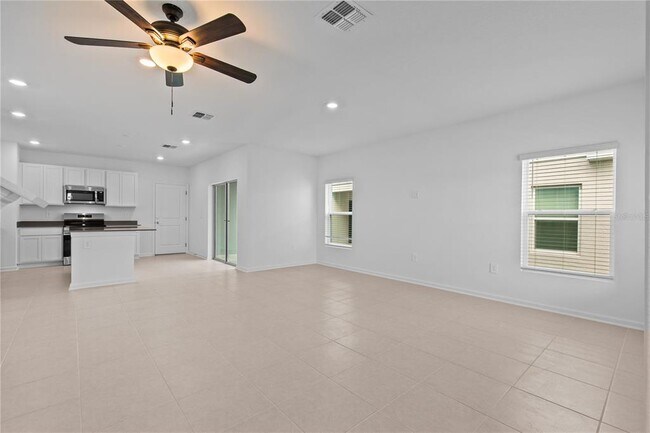 Foto del edificio - 7452 Ivy Tendril Ave