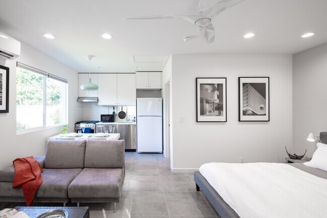 Foto del edificio - 9315 Cattaraugus Ave