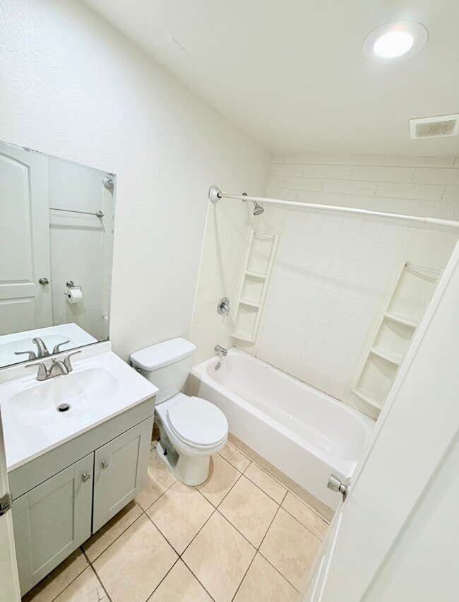 Building Photo - Sago Gardens