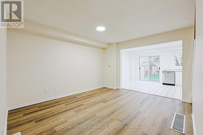 Photo du bâtiment - 3 Pleasantview Ave