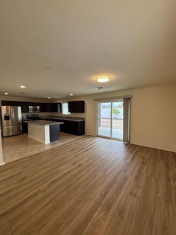 Foto del edificio - 12828 Shawnee