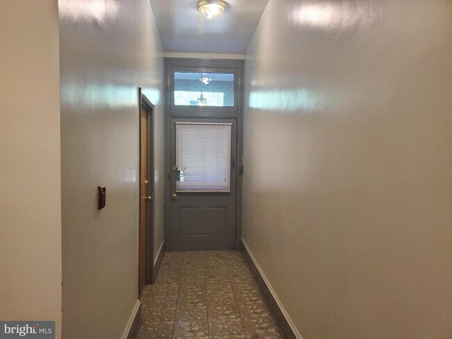 Foto del edificio - 2026 Mt Royal Terrace