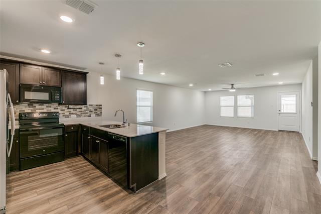 Building Photo - 526 Olmstead Dr