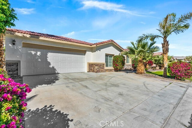 Foto del edificio - 41695 Goodrich St