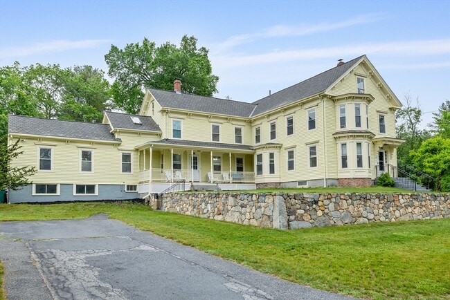 Building Photo - 20 Old Lowell Rd